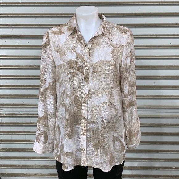 Chico’s button up blouse with cross over  in back - Picture 3 of 8
